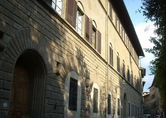Palazzo Larioni Dei Bardi